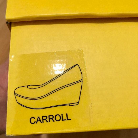 Anthropologie 90s Gold Retro Leather Platform Pumps, sz 7.5 - Picture 16 of 16